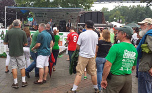 8/31/2014 Kingston, NY Hooley on the Hudson Arriving